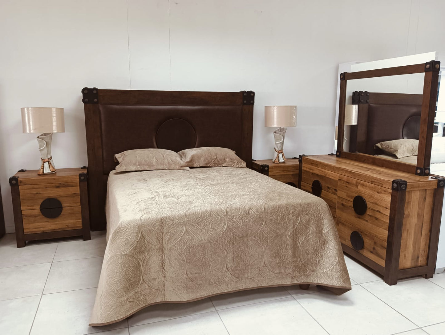 Oprah/ Opera bedroom suite